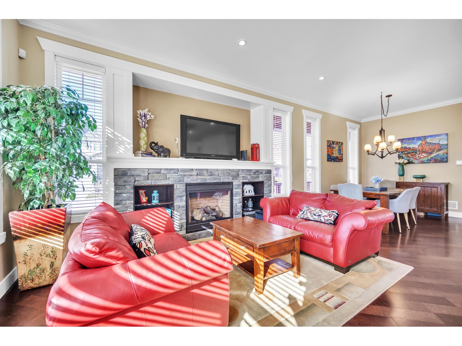Property at 17402 2B AVENUE image 4