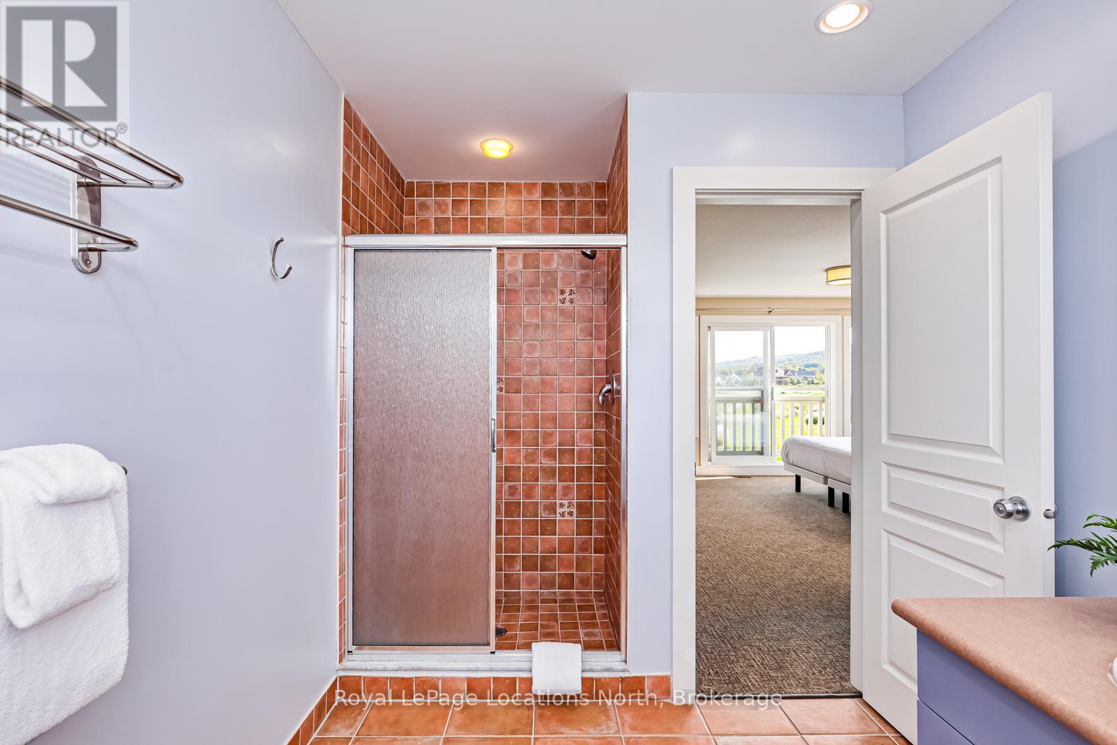 221 - 125 Fairway Court, Blue Mountains, Ontario  L9Y 0P8 - Photo 13 - X12002543