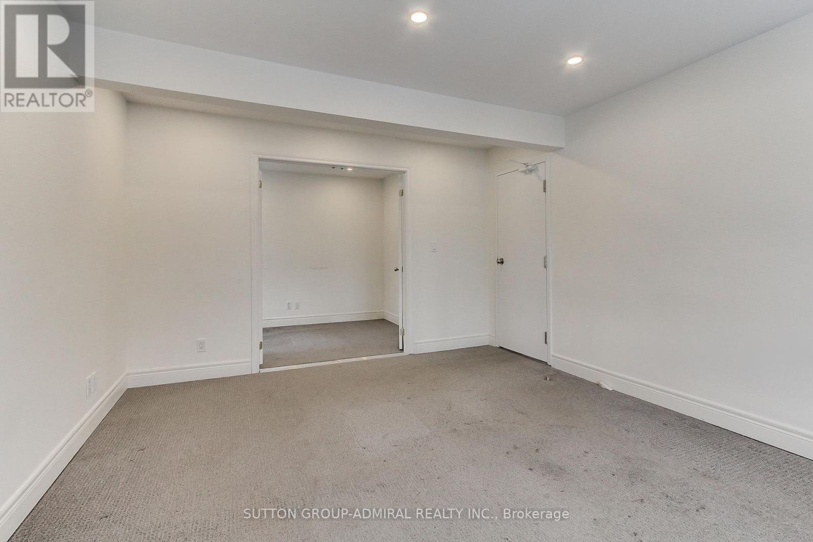 187 Finch Avenue W, Toronto (Willowdale West), Ontario  M2R 1M2 - Photo 12 - C12002628