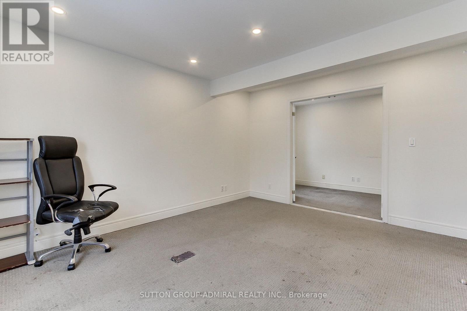 187 Finch Avenue W, Toronto (Willowdale West), Ontario  M2R 1M2 - Photo 13 - C12002628