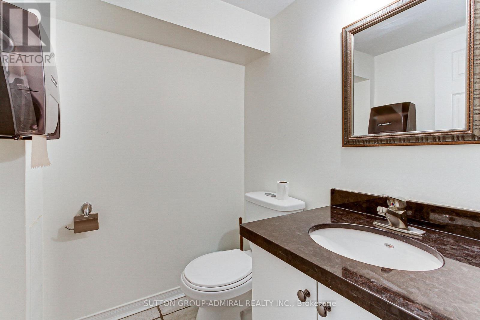 187 Finch Avenue W, Toronto (Willowdale West), Ontario  M2R 1M2 - Photo 44 - C12002628