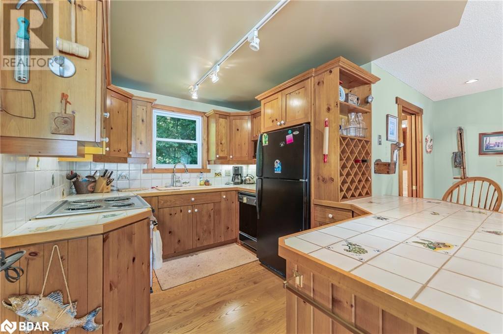 209 Bay Street Street, Shanty Bay, Ontario  L0L 2L0 - Photo 40 - 40703719