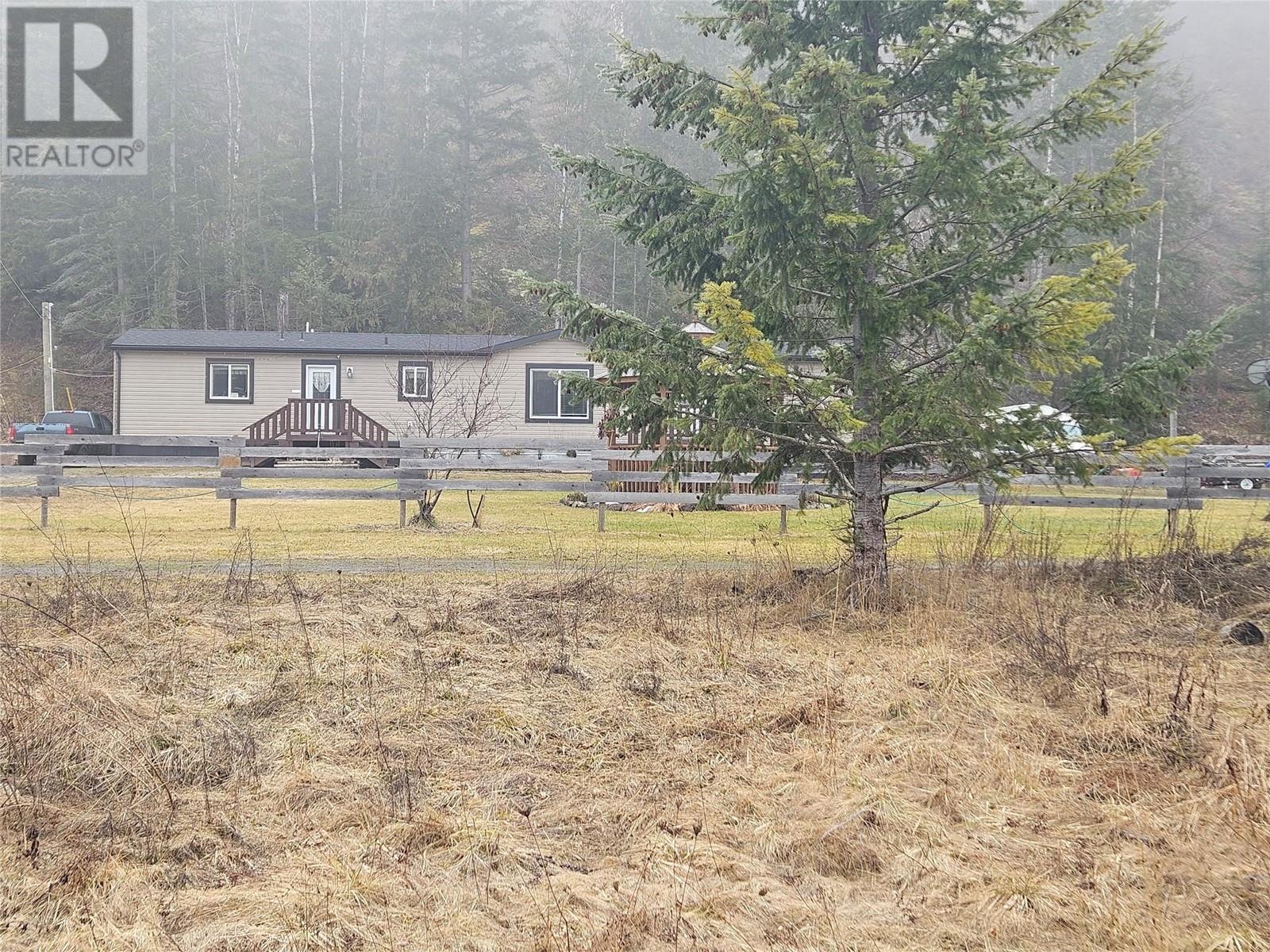 3015 HIGHWAY 6 Highway W Lot# B, Nakusp, British Columbia
