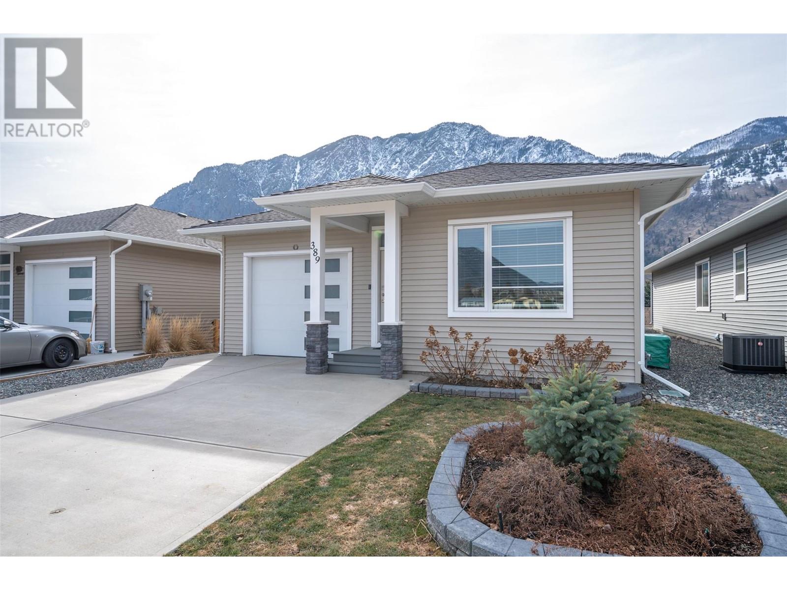 389 10th Avenue, Keremeos, British Columbia  V0X 1N3 - Photo 10 - 10337678