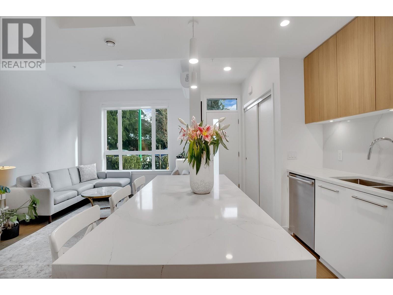 173 2035 Glenaire Drive, North Vancouver, British Columbia  V7P 1Y2 - Photo 5 - R2973966