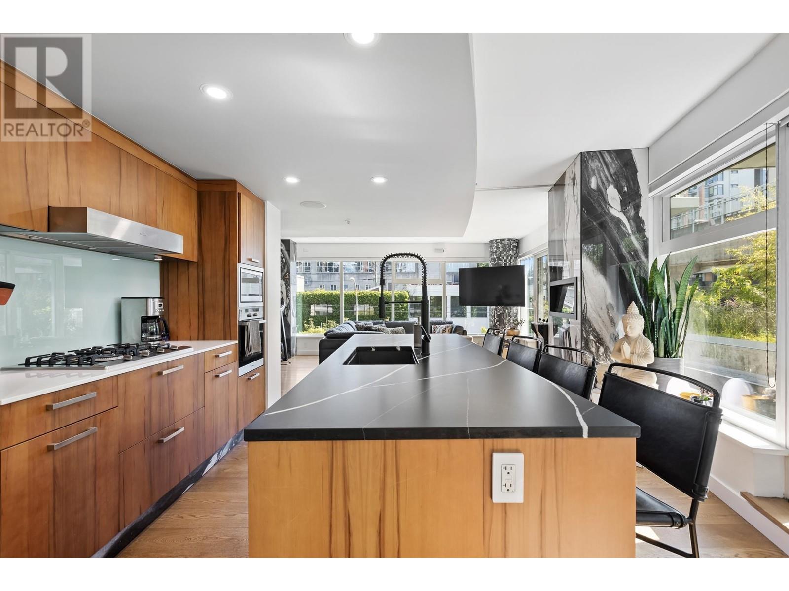 201 1565 W 6th Avenue, Vancouver, British Columbia  V6J 1R1 - Photo 11 - R2973975
