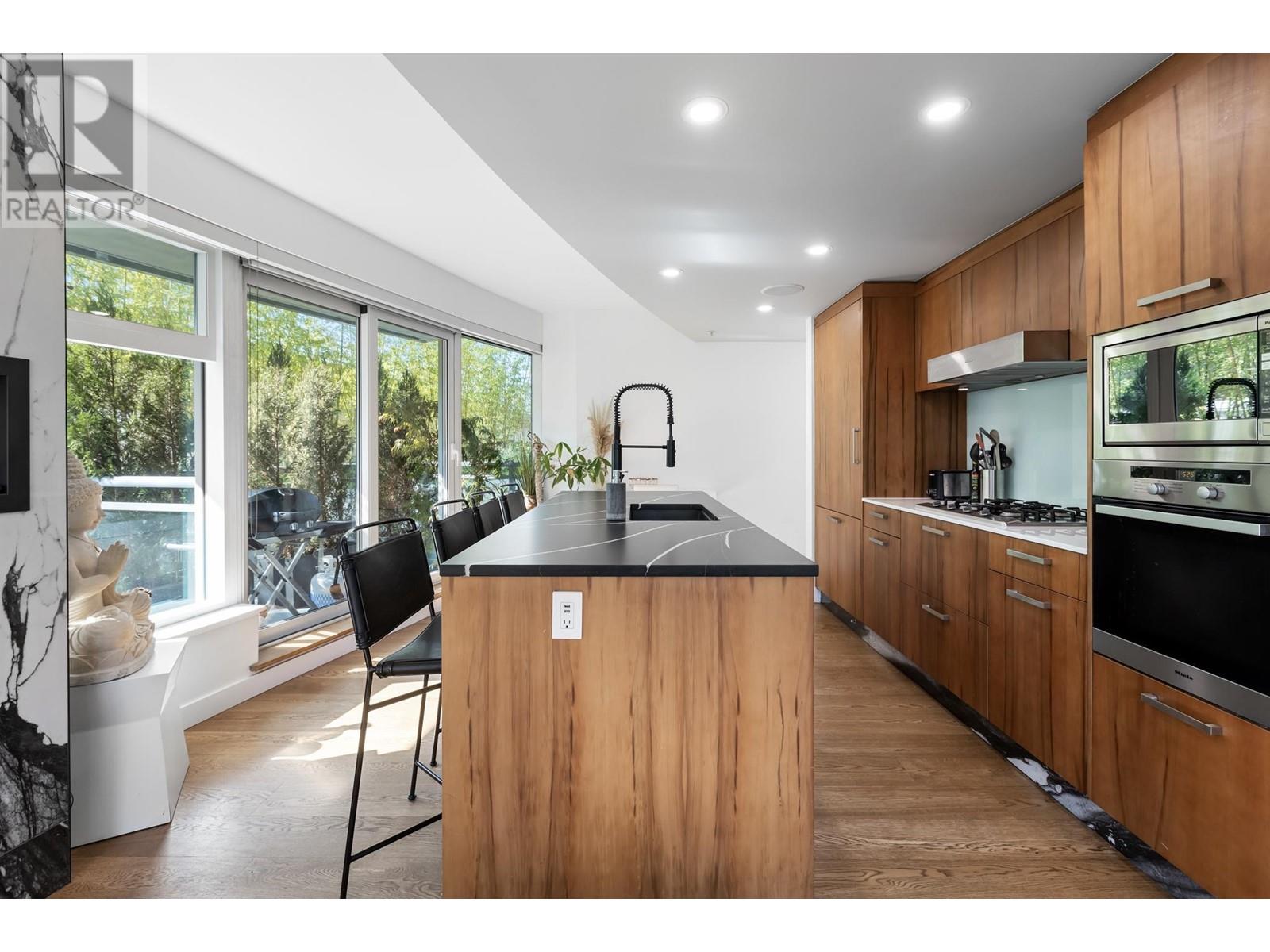 201 1565 W 6th Avenue, Vancouver, British Columbia  V6J 1R1 - Photo 12 - R2973975