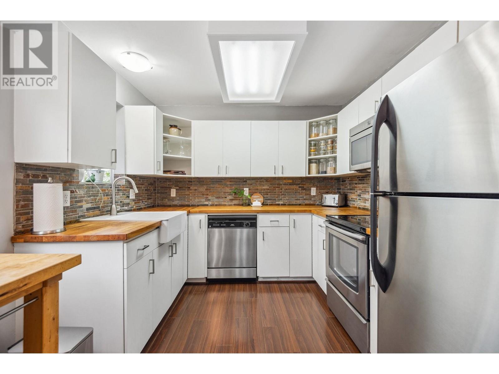 1764 Se Marine Drive, Vancouver, British Columbia  V5P 2R8 - Photo 12 - R2974012
