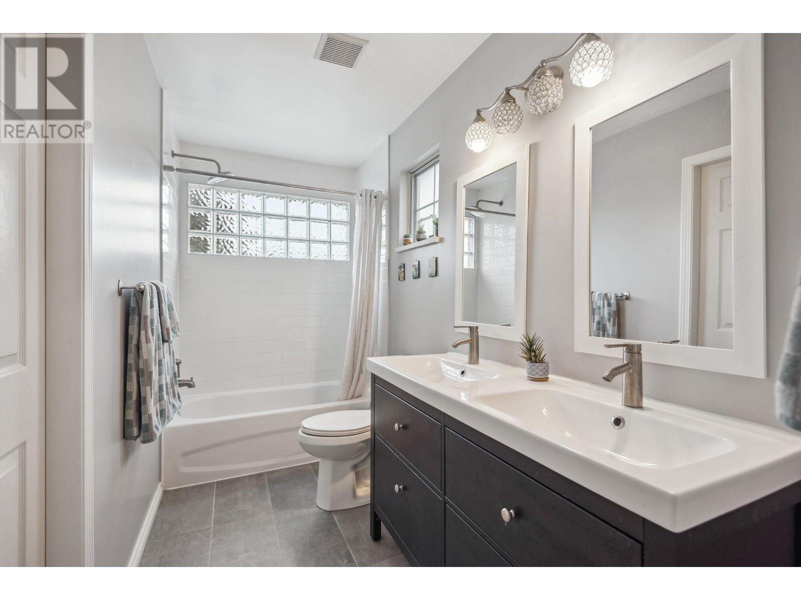 1764 Se Marine Drive, Vancouver, British Columbia  V5P 2R8 - Photo 19 - R2974012