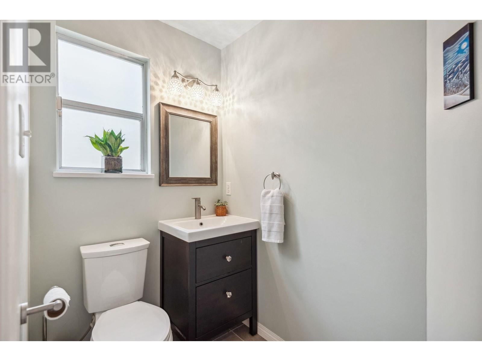 1764 Se Marine Drive, Vancouver, British Columbia  V5P 2R8 - Photo 22 - R2974012