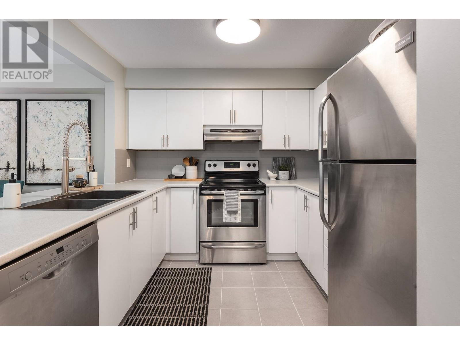 207 1199 Westwood Street, Coquitlam, British Columbia  V3B 7P6 - Photo 4 - R2974030
