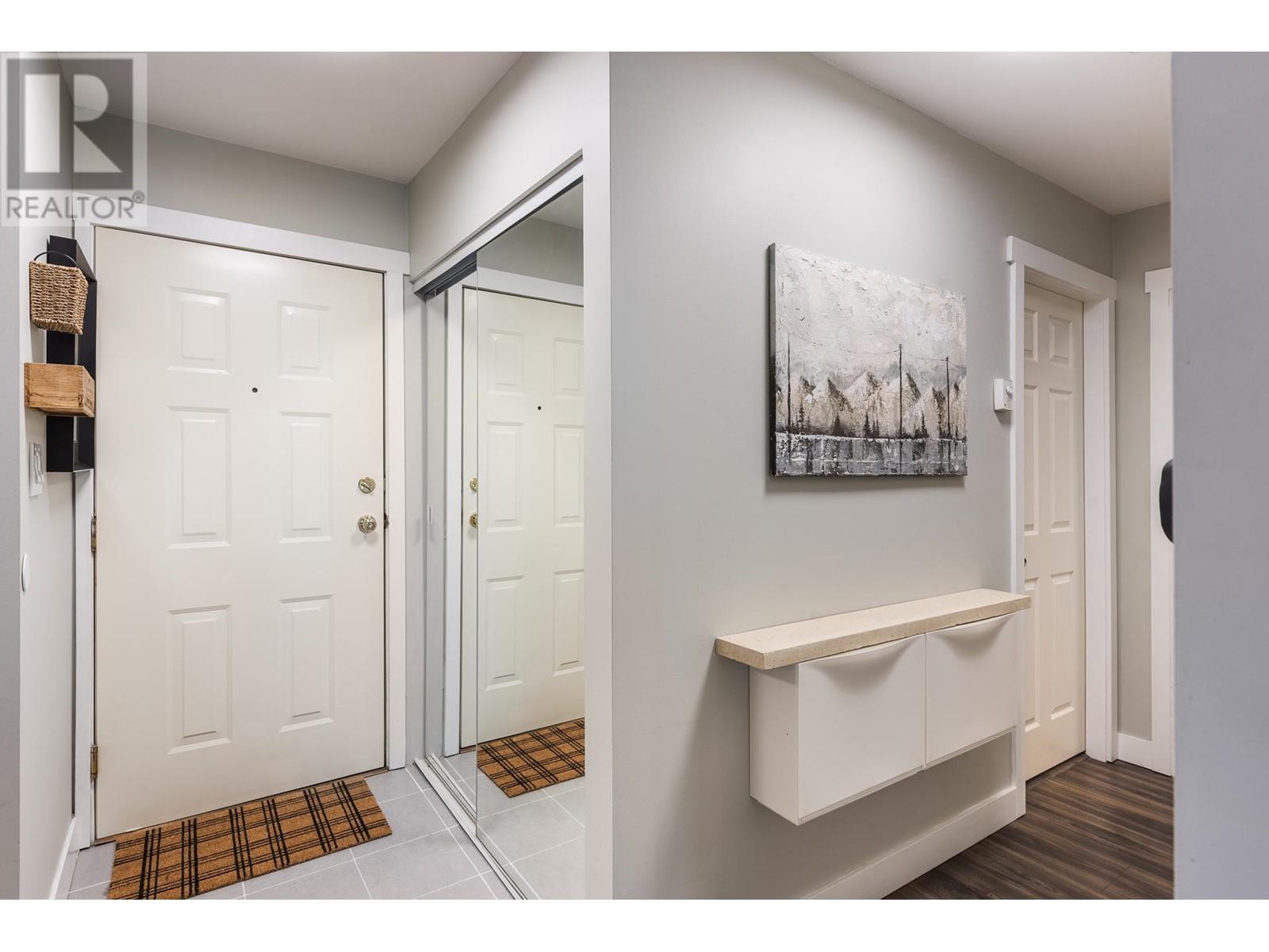 207 1199 Westwood Street, Coquitlam, British Columbia  V3B 7P6 - Photo 5 - R2974030