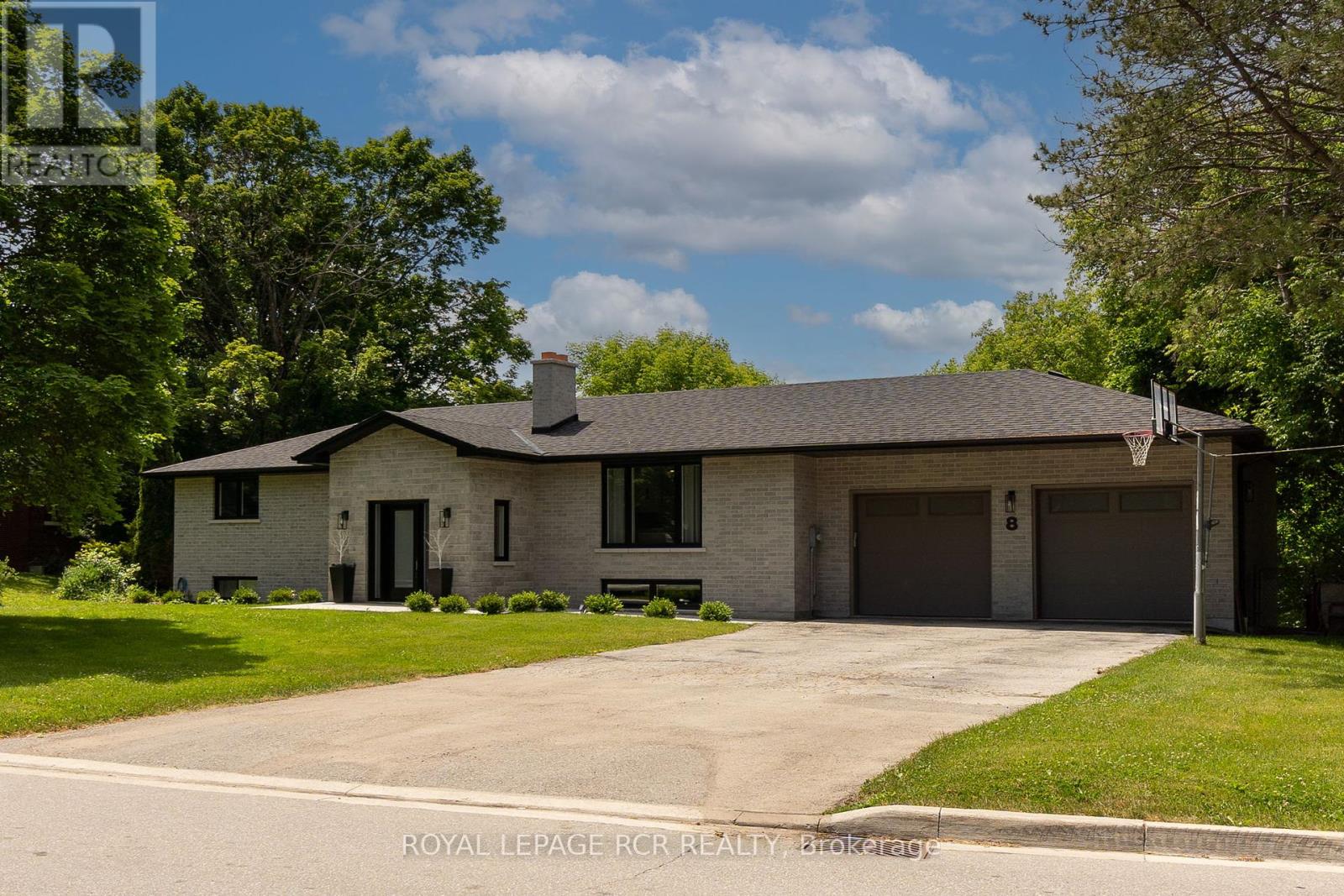 Property at 8 COOK DRIVE S image 4