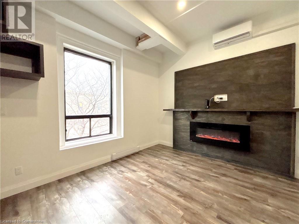 7 Foundry Street Unit# 17, Dundas, Ontario  L9H 1T9 - Photo 3 - 40703393
