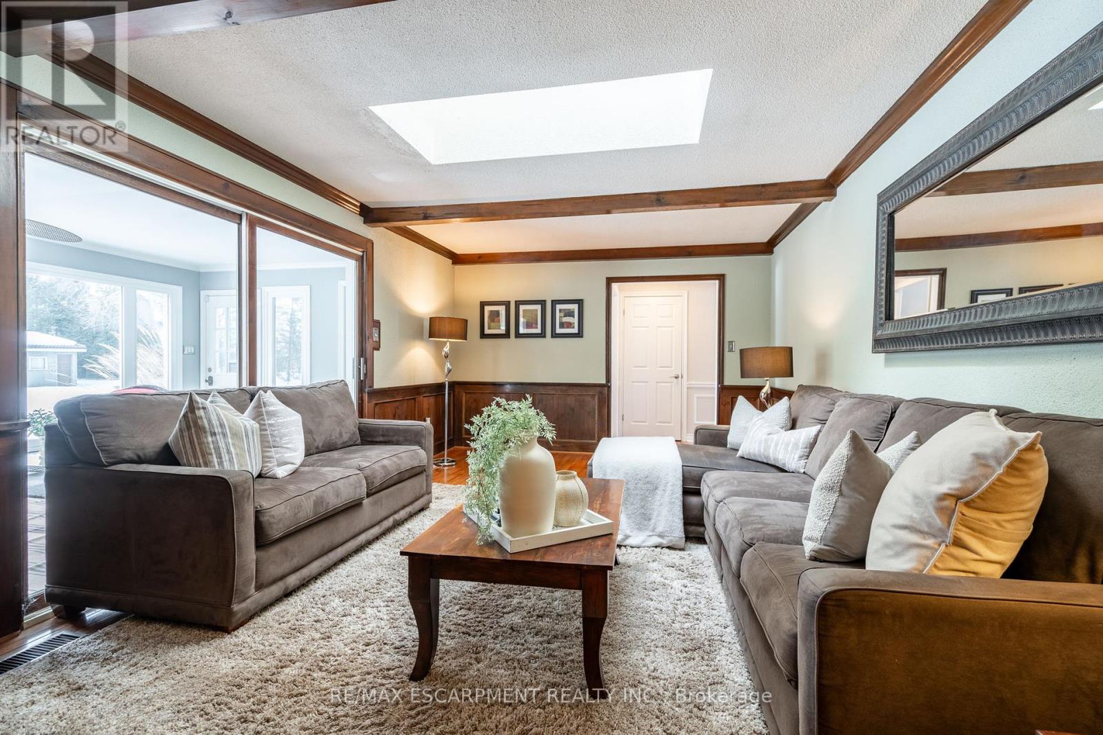 1 Acredale Drive, Hamilton (Carlisle), Ontario  L0R 1H2 - Photo 14 - X12002695