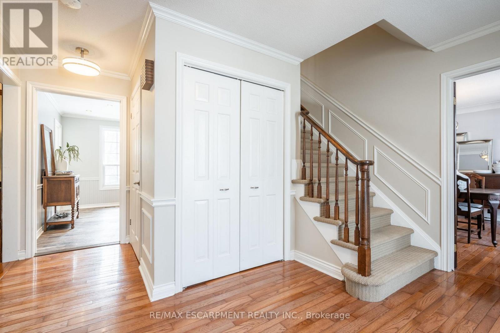 1 Acredale Drive, Hamilton (Carlisle), Ontario  L0R 1H2 - Photo 7 - X12002695