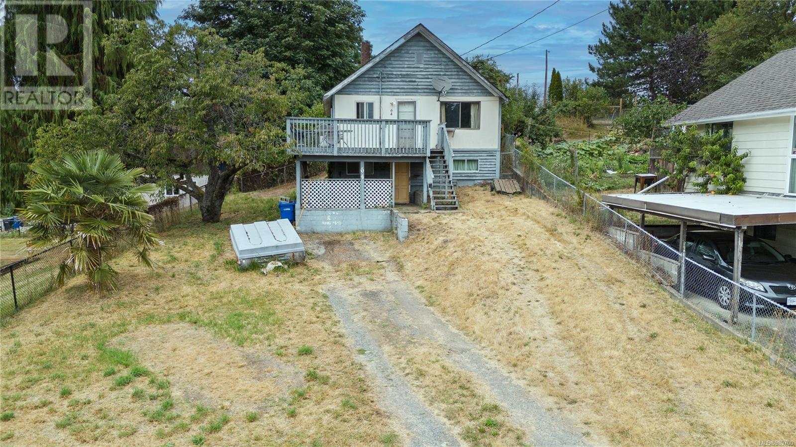 Property at 64 Rainer St image 3