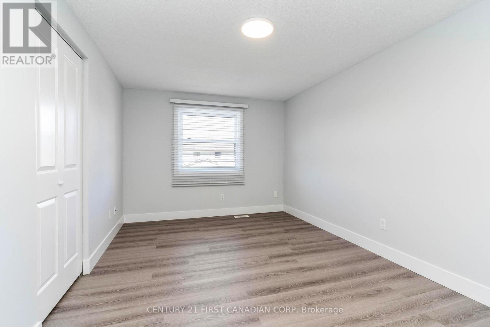21 - 25 Erica Crescent, London, Ontario  N6E 3R6 - Photo 26 - X12002825