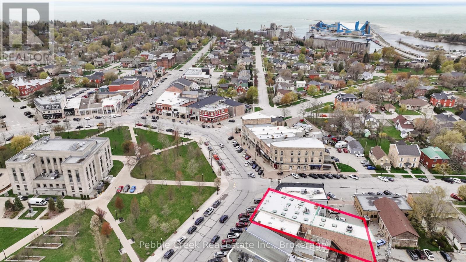 164 Courthouse Square, Goderich, Ontario  N7A 1N1 - Photo 18 - X12002793