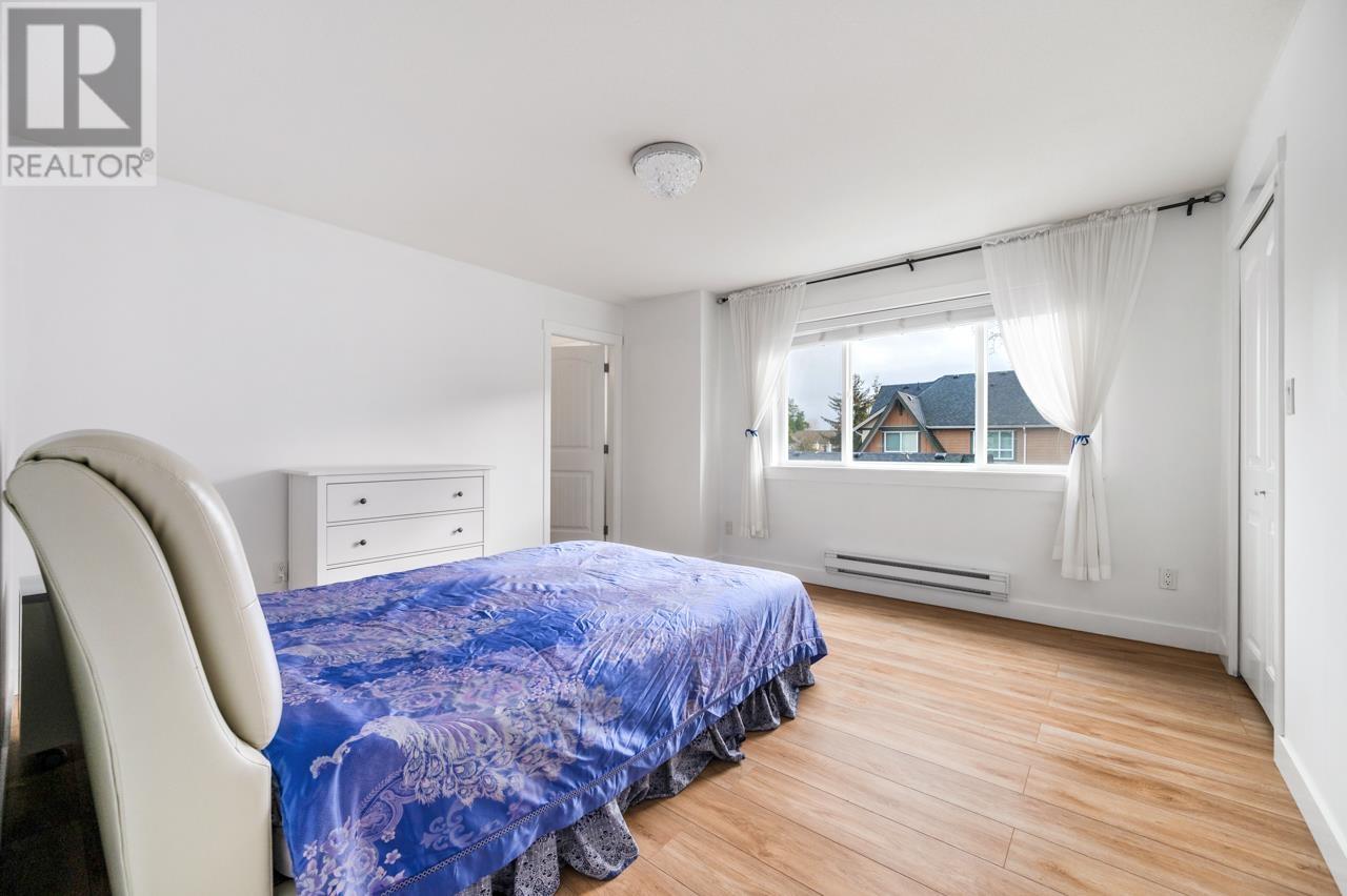 Listing Picture 14 of 24 : 2 7393 TURNILL STREET, Richmond / 烈治文 - 魯藝地產 Yvonne Lu Group - MLS Medallion Club Member