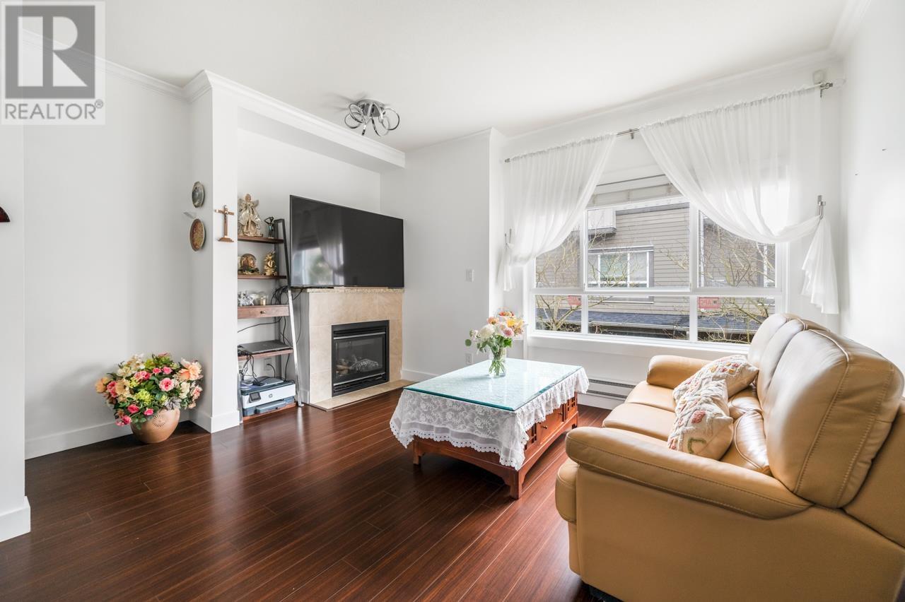 Listing Picture 7 of 24 : 2 7393 TURNILL STREET, Richmond / 烈治文 - 魯藝地產 Yvonne Lu Group - MLS Medallion Club Member
