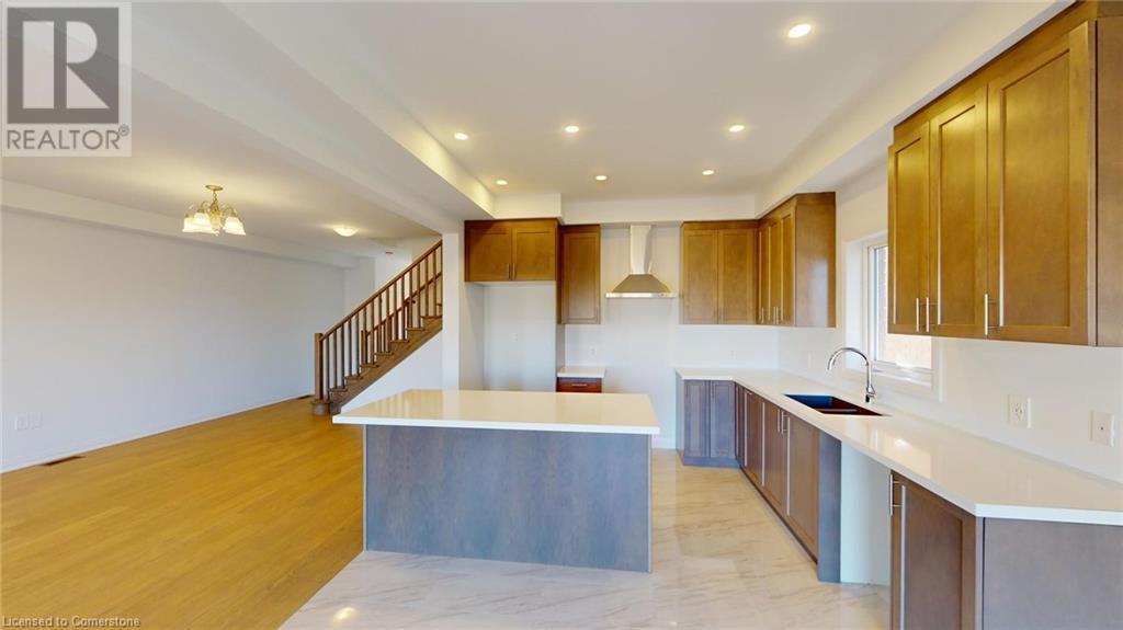 Property at 172 CITTADELLA Boulevard image 4