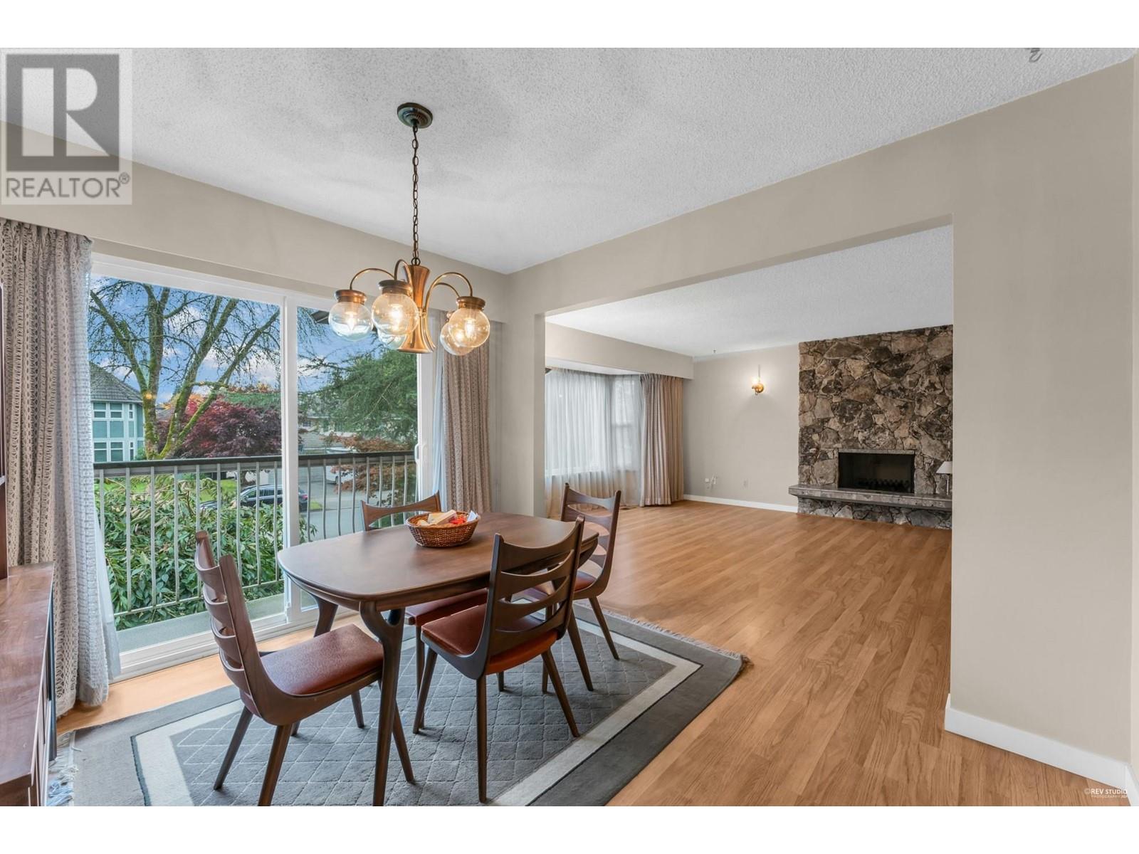 3664 Lynndale Crescent, Burnaby, British Columbia  V5A 3S8 - Photo 6 - R2960268
