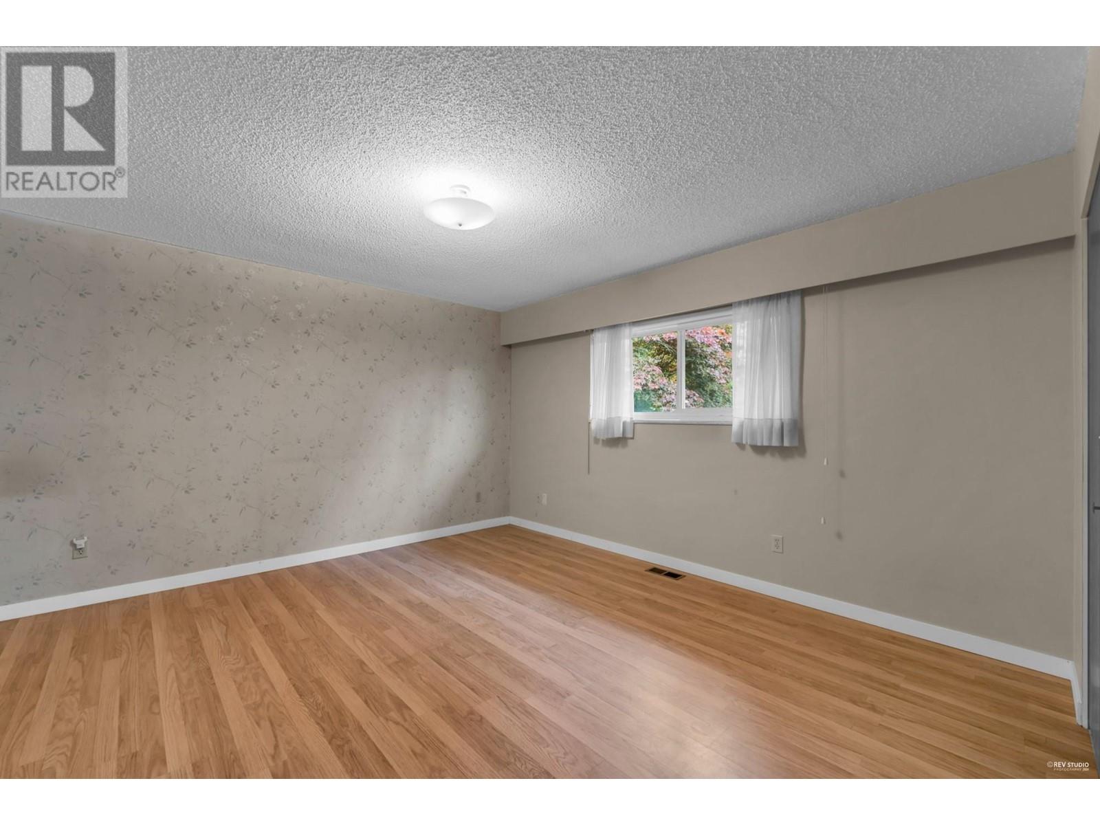 3664 Lynndale Crescent, Burnaby, British Columbia  V5A 3S8 - Photo 13 - R2960268
