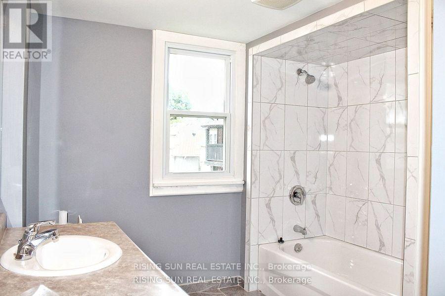 1102 Wellington Avenue, Windsor, Ontario  N9A 5J9 - Photo 10 - X12002823