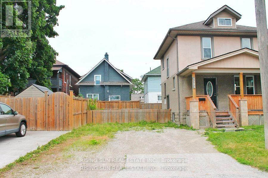 Property at 1102 WELLINGTON AVENUE image 2