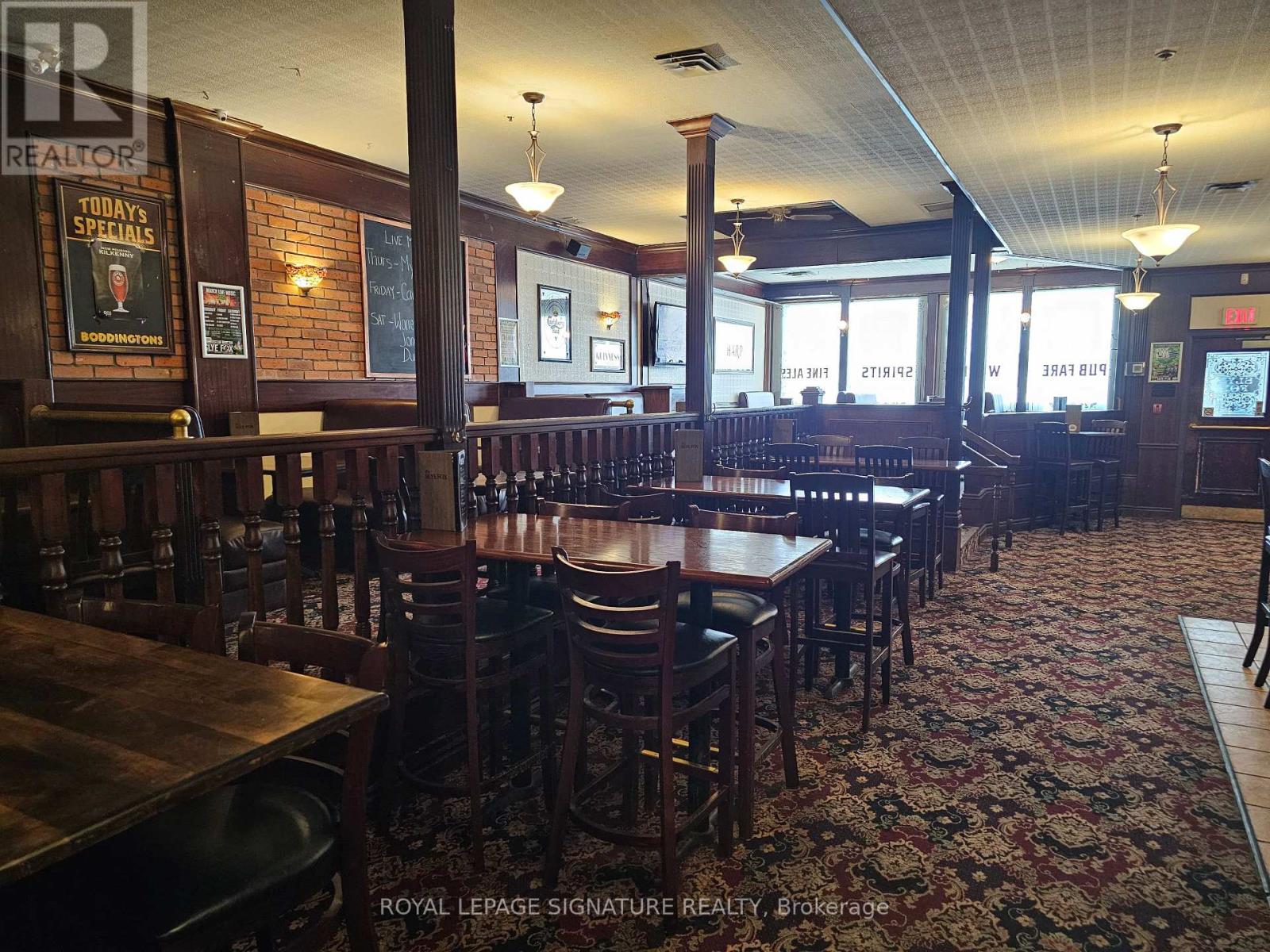 4057 New Street, Burlington, Ontario  L7L 1S8 - Photo 3 - W12002843