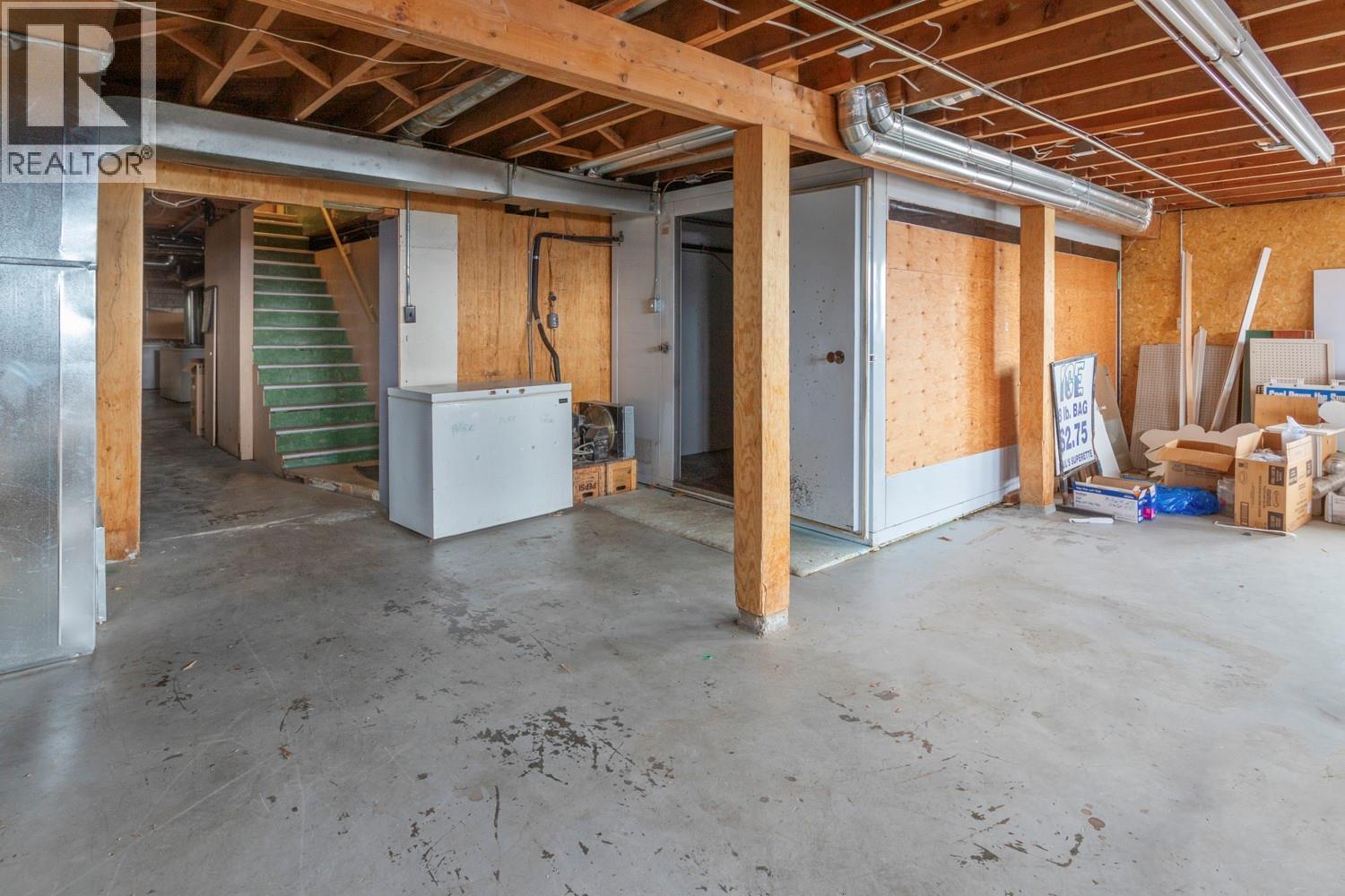 2005 Canyon Street, Creston, British Columbia V0B 1G0 - Photo 14 - 10337437