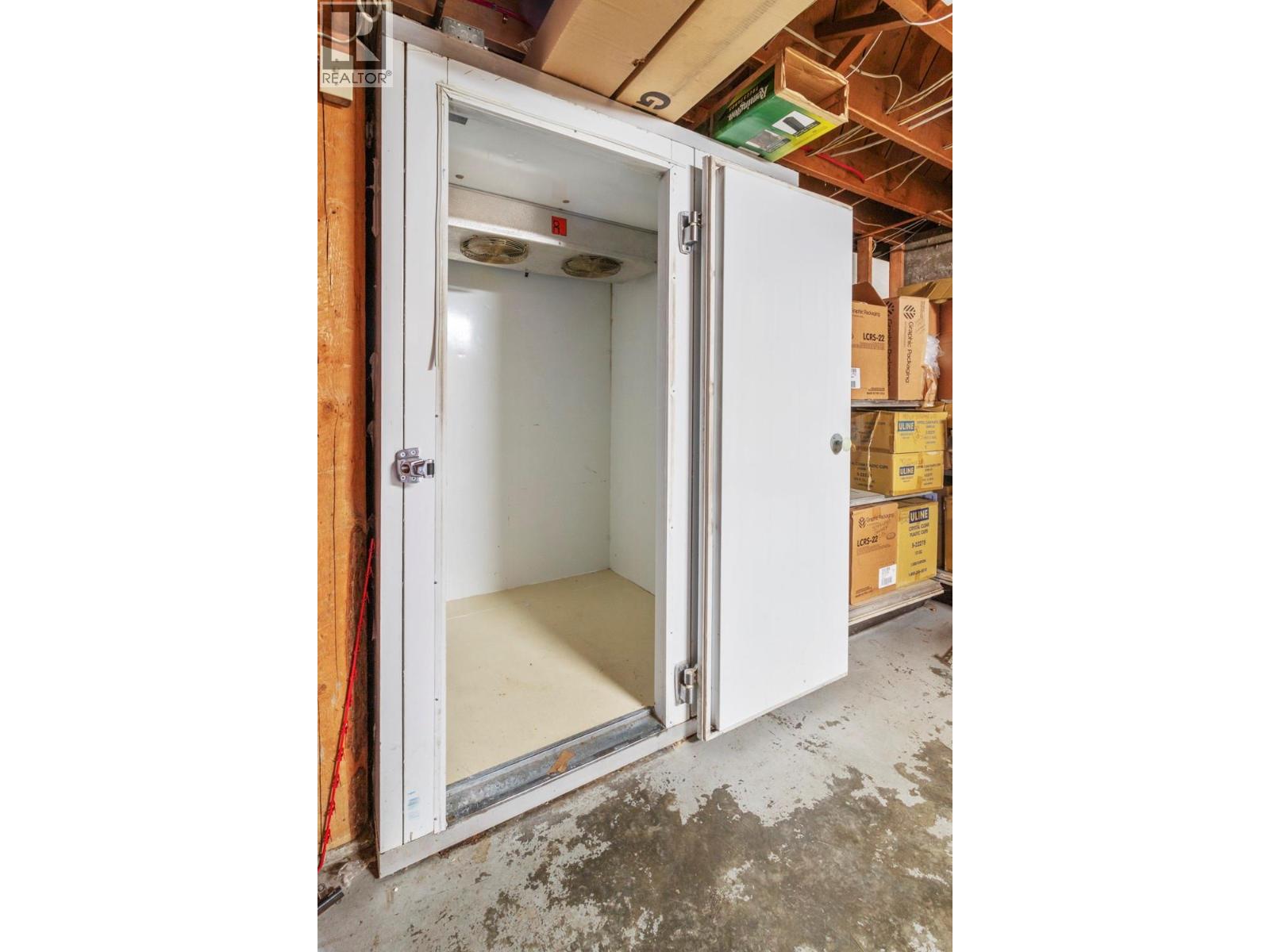 2005 Canyon Street, Creston, British Columbia V0B 1G0 - Photo 16 - 10337437