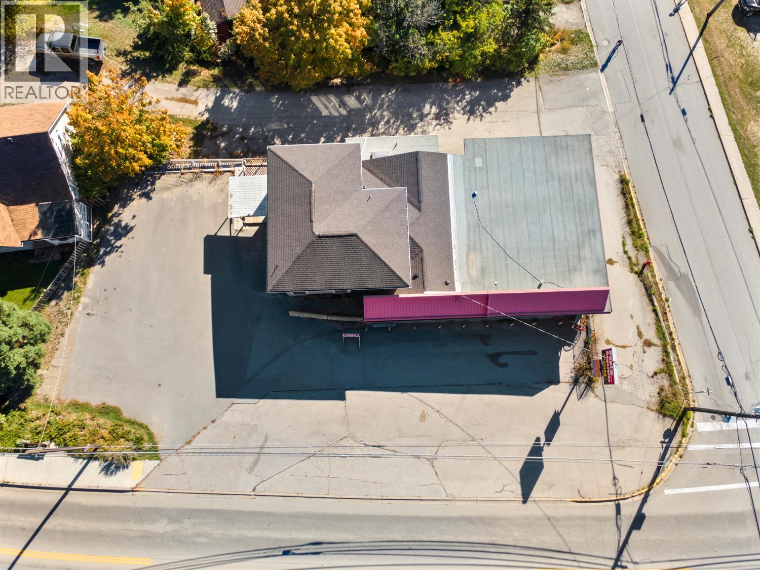 2005 Canyon Street, Creston, British Columbia V0B 1G0 - Photo 3 - 10337437