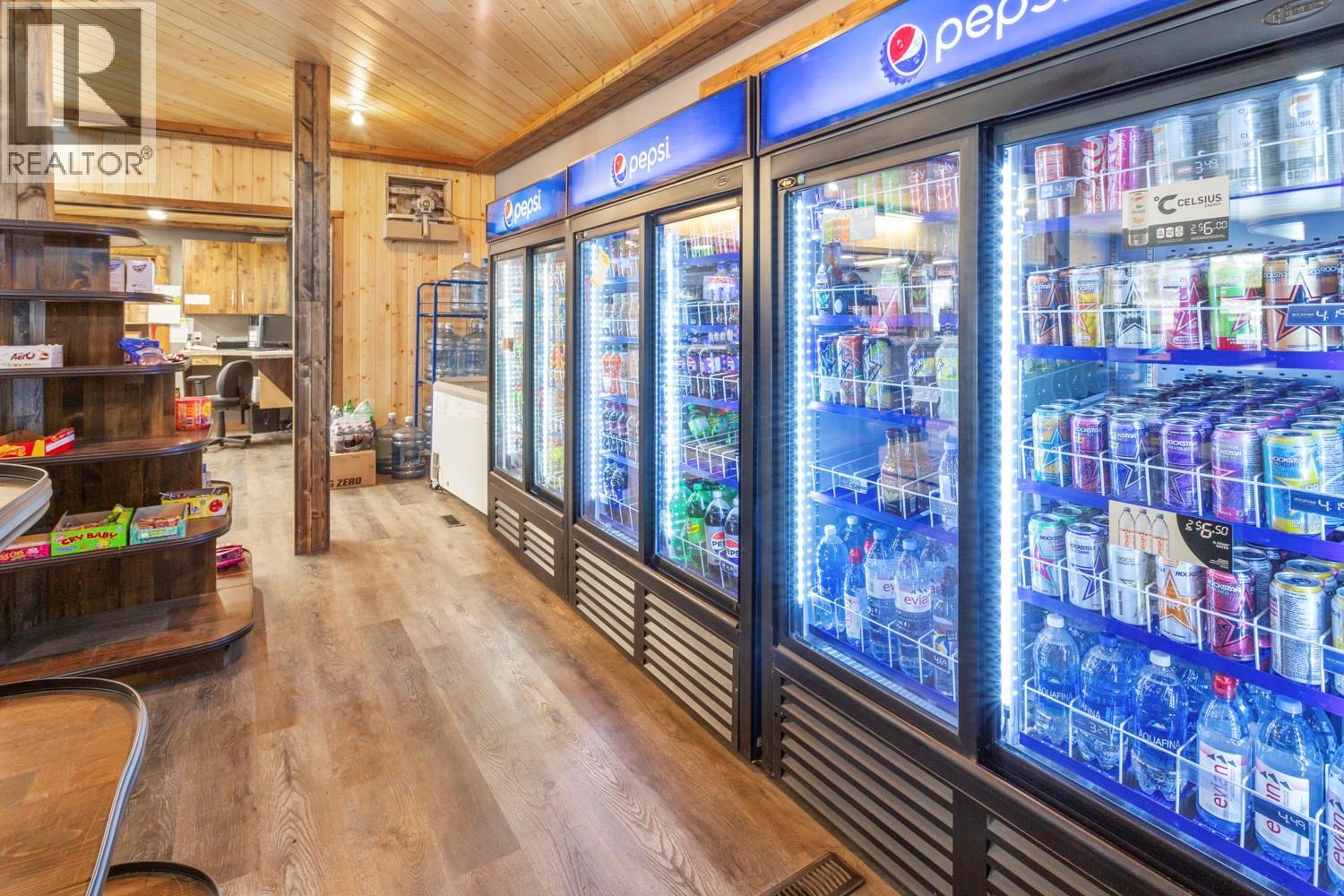 2005 Canyon Street, Creston, British Columbia V0B 1G0 - Photo 6 - 10337437