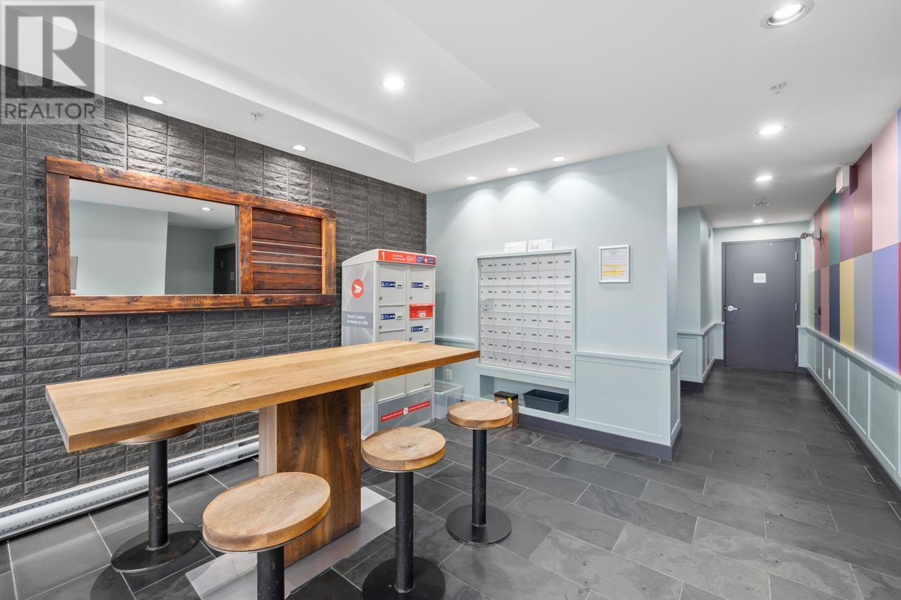 101 2511 Quebec Street, Vancouver, British Columbia  V5T 0B6 - Photo 2 - R2974046