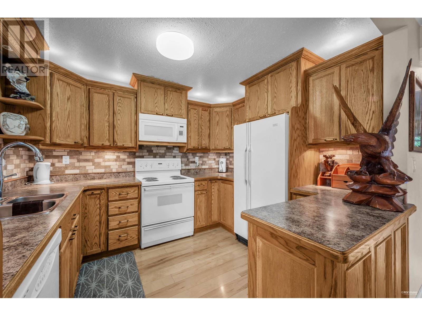 Property at 770 CLARKE ROAD image 1