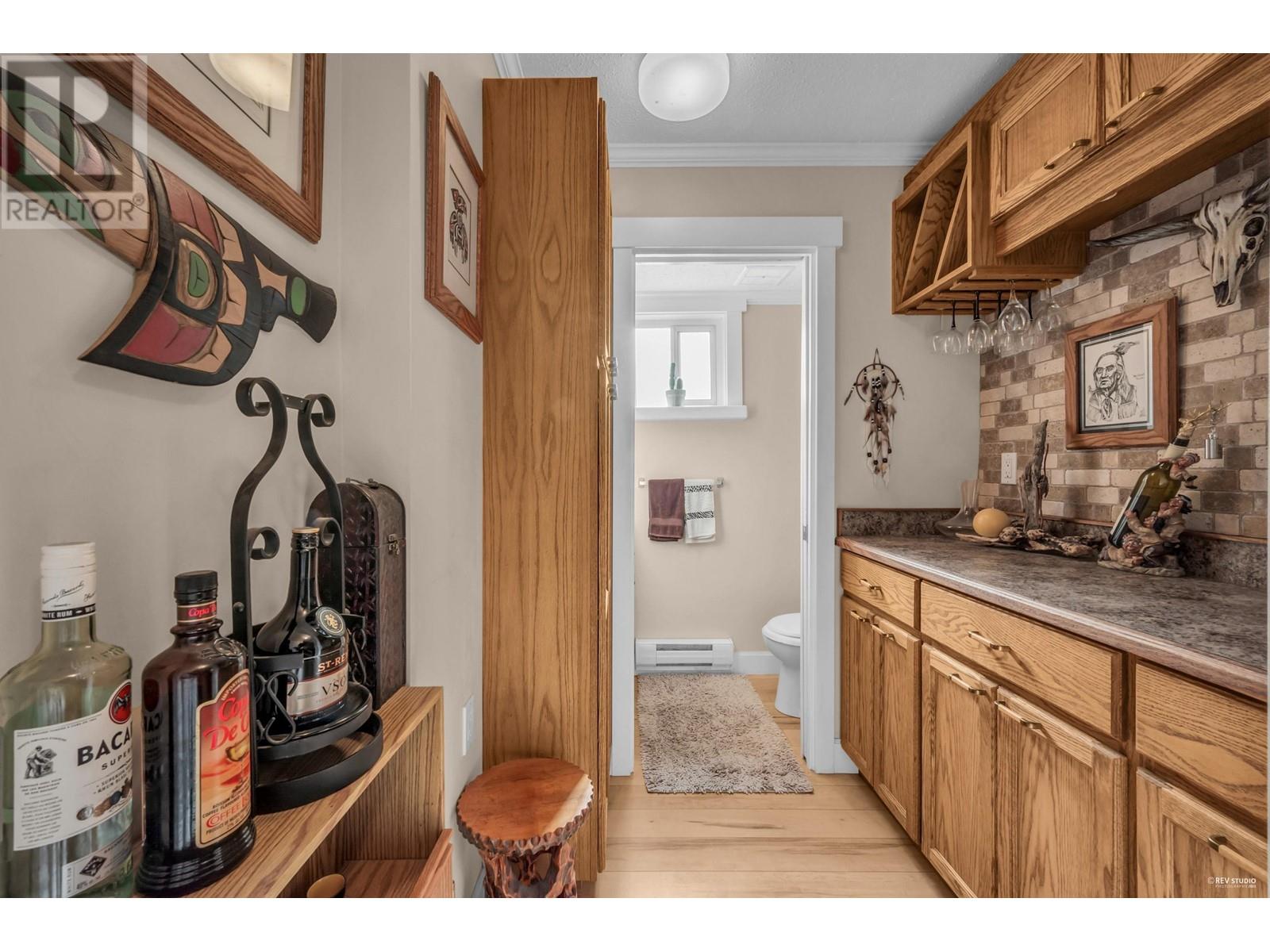 770 Clarke Road, Coquitlam, British Columbia  V3J 3Y4 - Photo 10 - R2974090