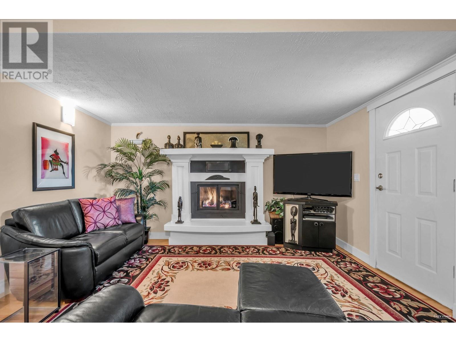 Property at 770 CLARKE ROAD image 2