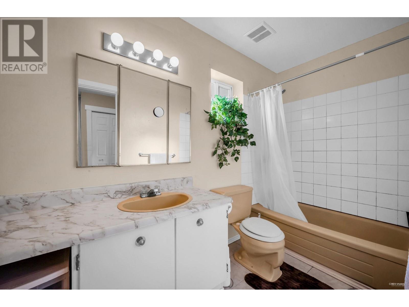 770 Clarke Road, Coquitlam, British Columbia  V3J 3Y4 - Photo 20 - R2974090