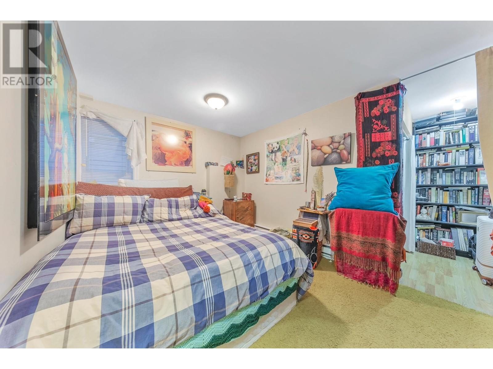 Listing Picture 27 of 40 : 2745 E 5TH AVENUE, Vancouver / 溫哥華 - 魯藝地產 Yvonne Lu Group - MLS Medallion Club Member