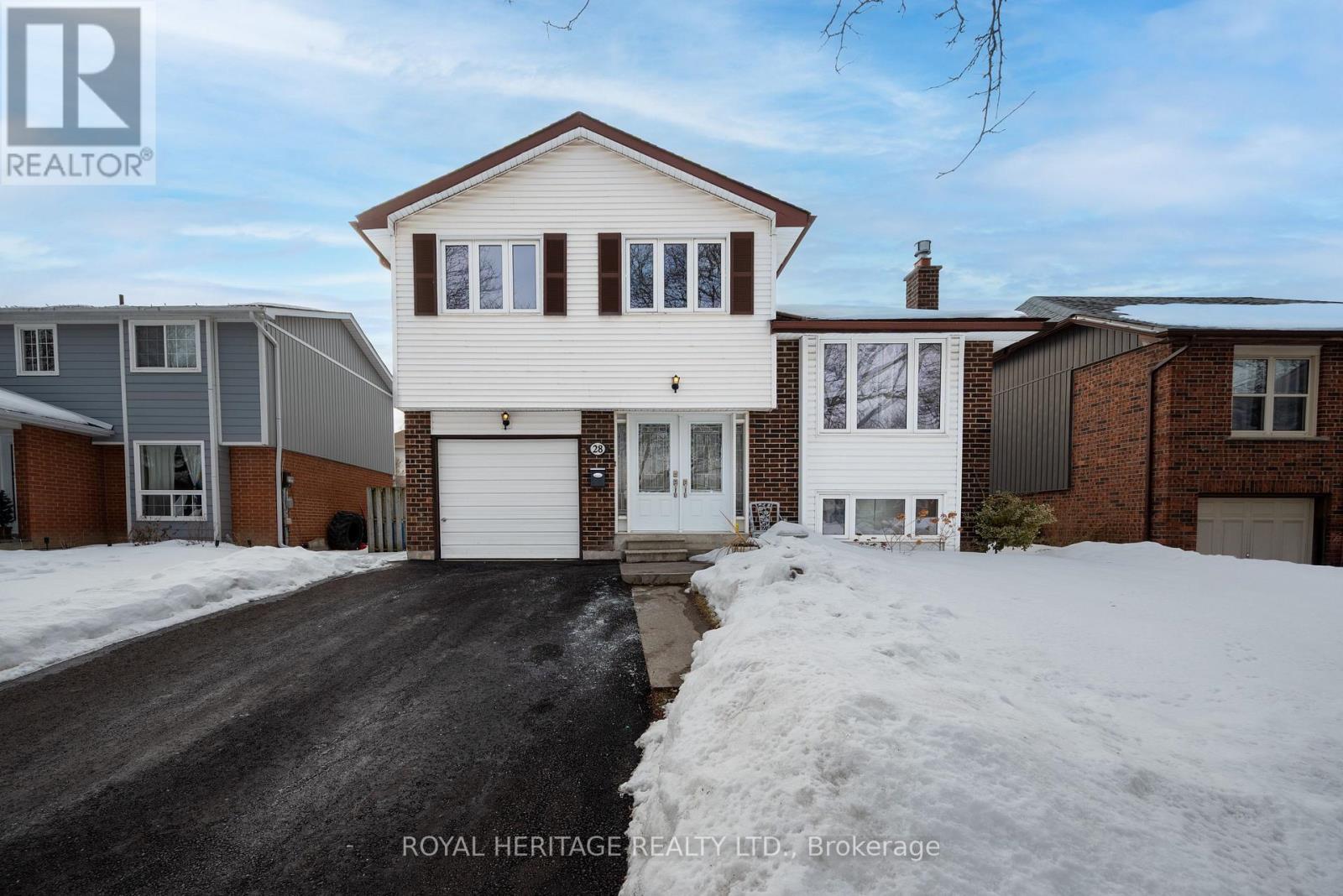 28 RENFIELD CRESCENT, Whitby, Ontario