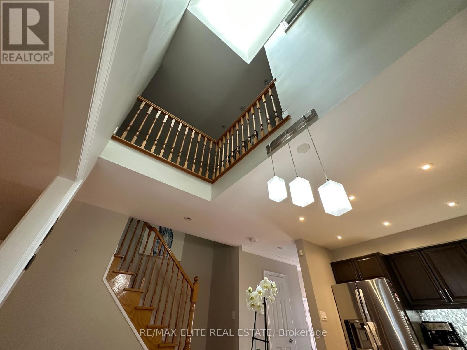 93 Benson Avenue, Richmond Hill, Ontario  L4C 4E5 - Photo 10 - N12002906