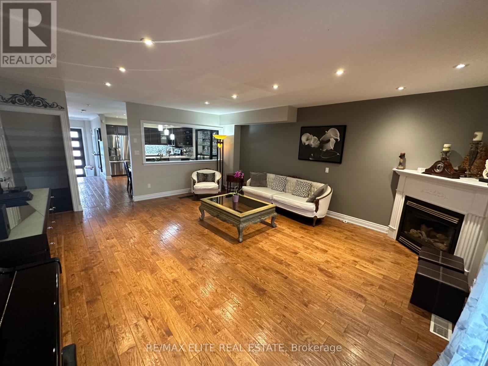 93 Benson Avenue, Richmond Hill, Ontario  L4C 4E5 - Photo 12 - N12002906