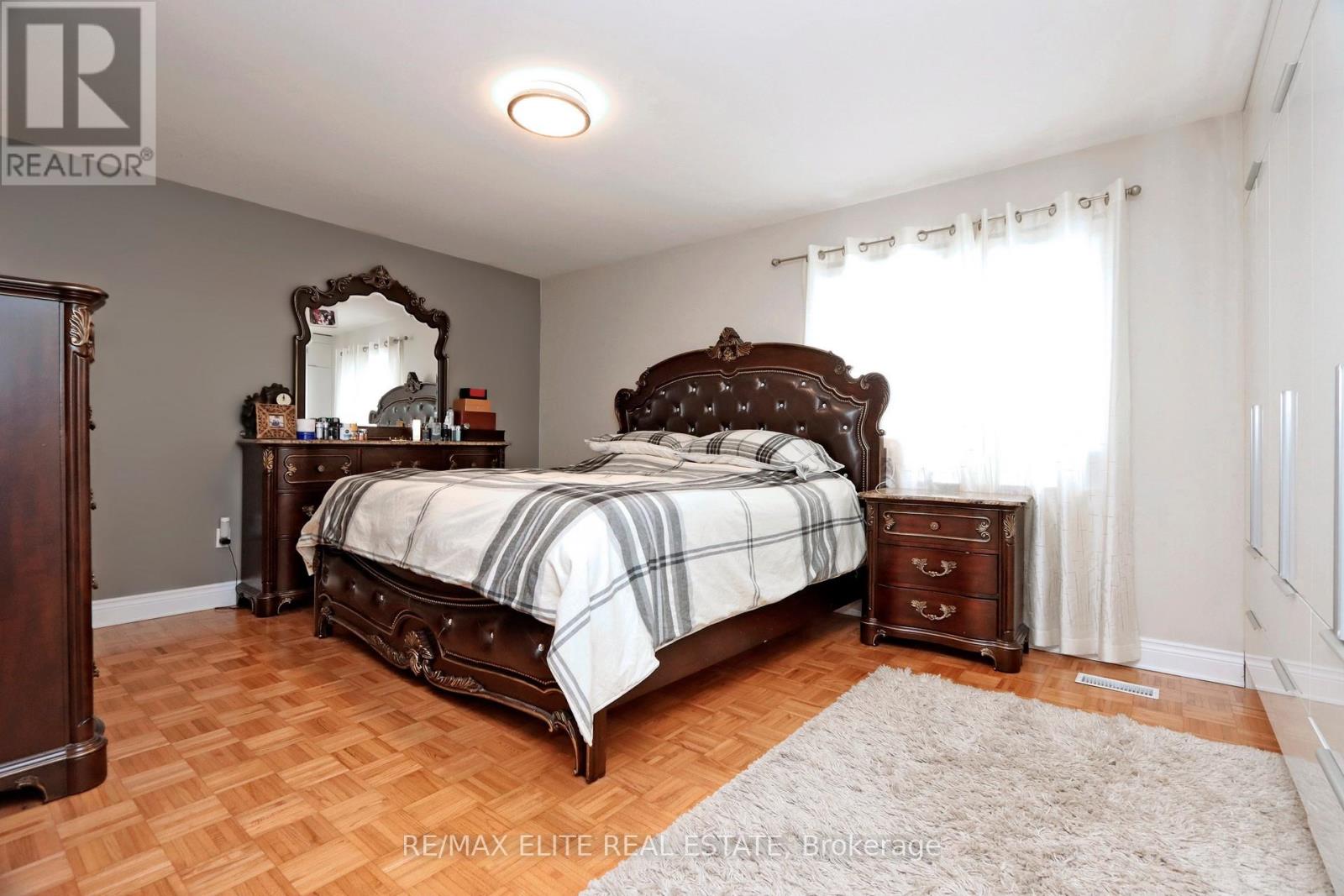 93 Benson Avenue, Richmond Hill, Ontario  L4C 4E5 - Photo 24 - N12002906
