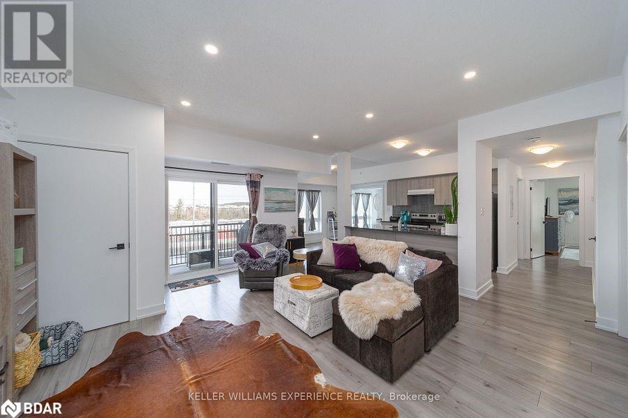 4 Spice Way Way Unit# 102, Barrie, Ontario  L9J 0M2 - Photo 2 - 40703707