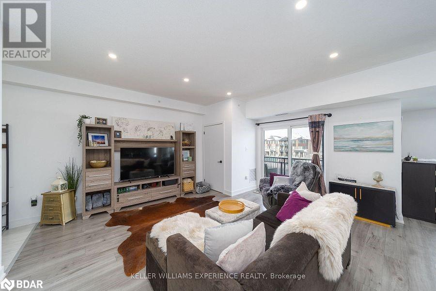 4 Spice Way Way Unit# 102, Barrie, Ontario  L9J 0M2 - Photo 4 - 40703707