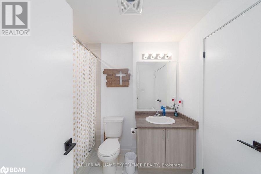 4 Spice Way Way Unit# 102, Barrie, Ontario  L9J 0M2 - Photo 5 - 40703707