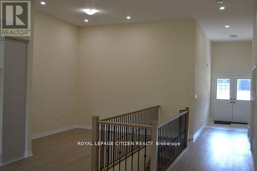 32 Revol Road, Penetanguishene, Ontario  L9M 0W8 - Photo 6 - S12002901