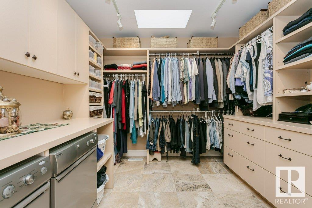Property at 1 DONSDALE CR NW image 3